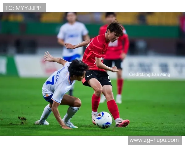 成都足球队在城市联赛中的团队协作表现分析与点评 成都足球队在城市联赛中的团队协作表现分析与点评